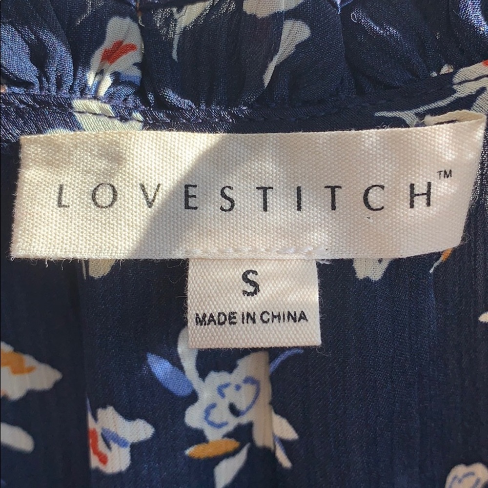 🆕 𝕃𝕆𝕍𝔼𝕊𝕋𝕀𝕋ℂℍ Blouse - Picture 8 of 11